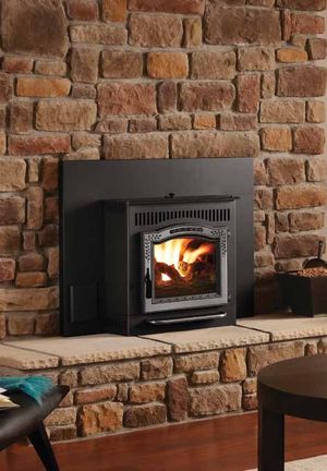 Harman: P35i-C Pellet Fireplace (19.5 inch Hopper)